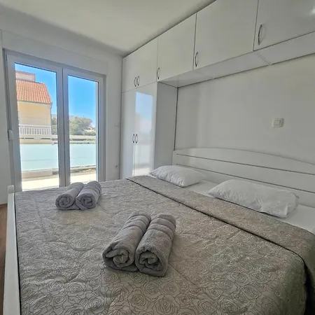 Lägenhet Podstrana Holiday